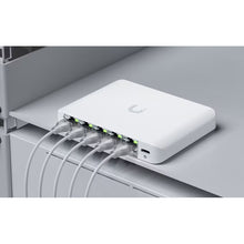 Ubiquiti UniFi Switch Flex 2.5G USW-FLEX-2.5G-5 5-Port Managed Gigabit PoE Switch